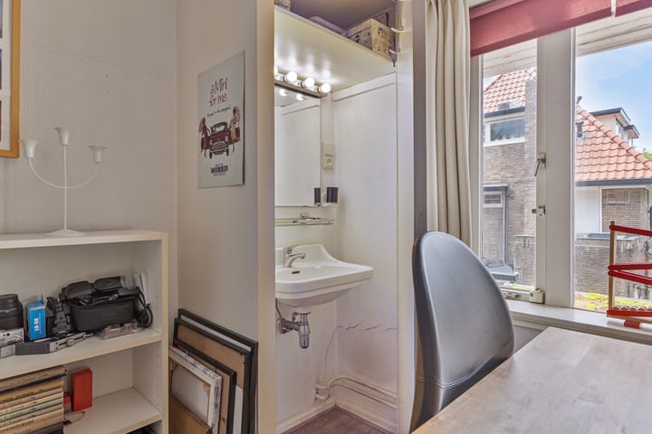 Photo 31 of Pieter de Hooghlaan 68