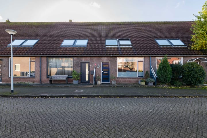 Foto 3 van Minerva 7