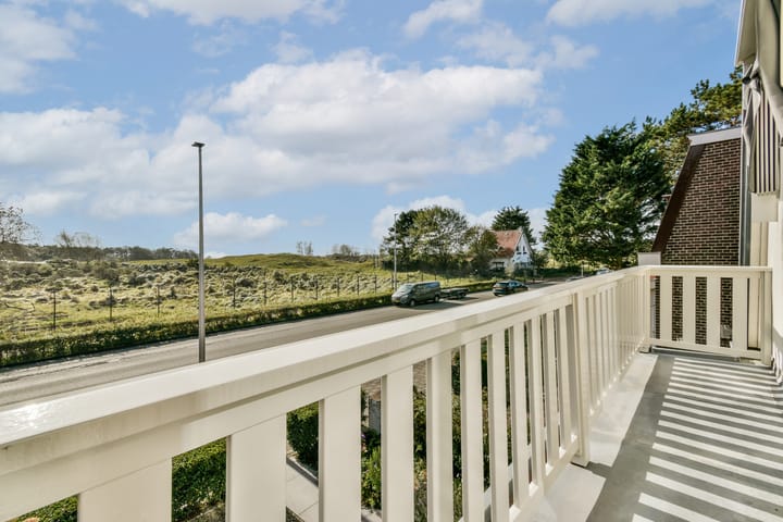 Foto 36 van Zandvoortselaan 143