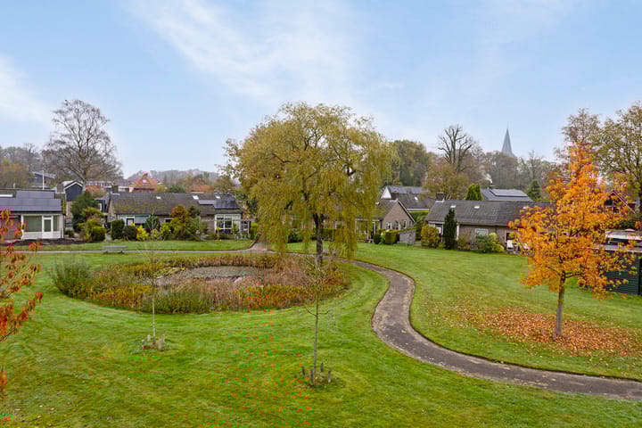 Foto 33 van Vijverlaan 17