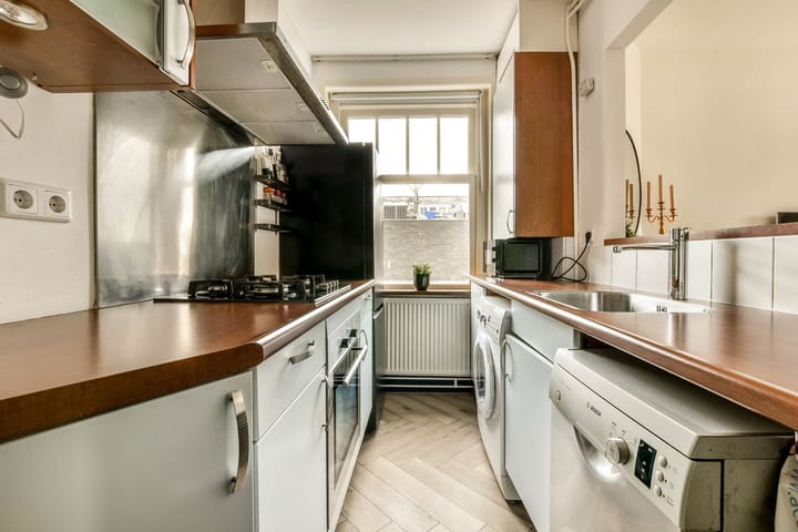 Foto 12 van Albert Neuhuysstraat 8-2