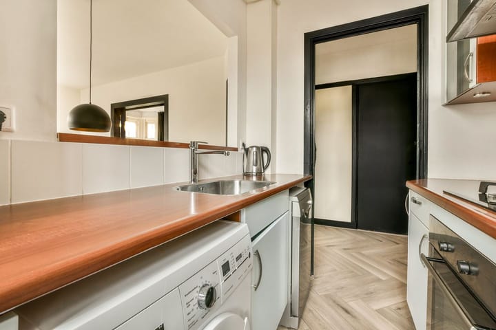 Foto 13 van Albert Neuhuysstraat 8-2