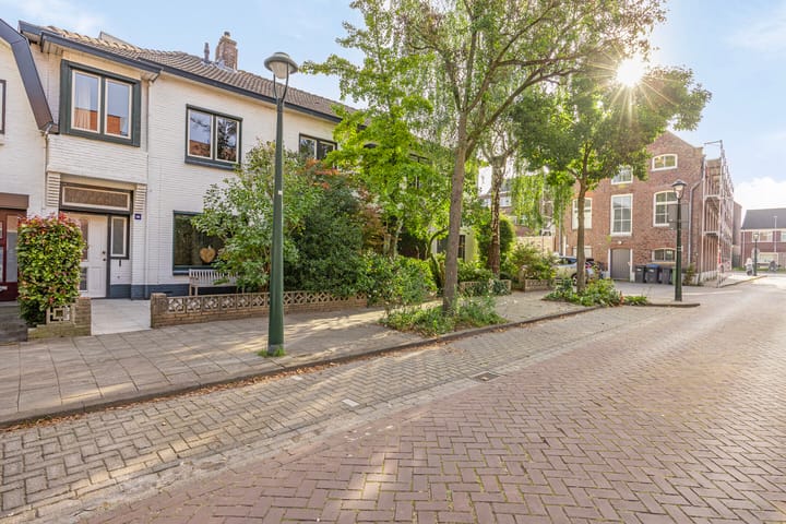 Foto 38 van Lakerstraat 45