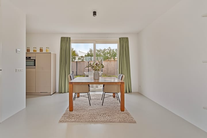 Photo 8 of Geenraderweg 32