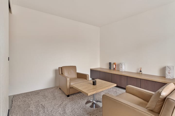 Photo 13 of Geenraderweg 32