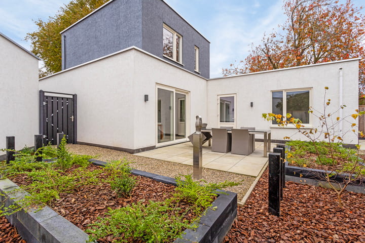 Photo 24 of Geenraderweg 32