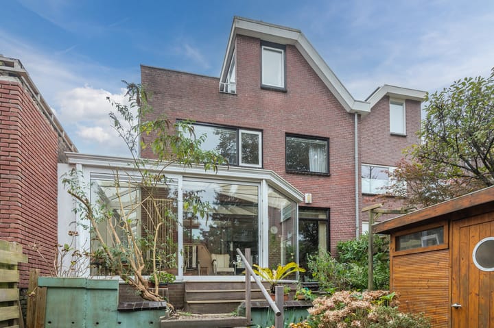 Foto 34 van Burgemeester le Coultrestraat 1