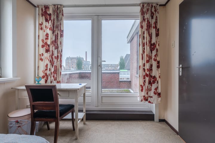 Foto 58 van Burgemeester le Coultrestraat 1