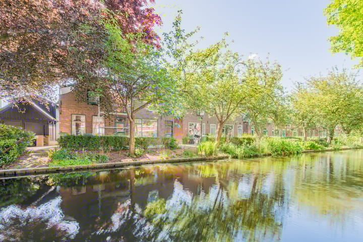 Foto 68 van Burgemeester le Coultrestraat 1