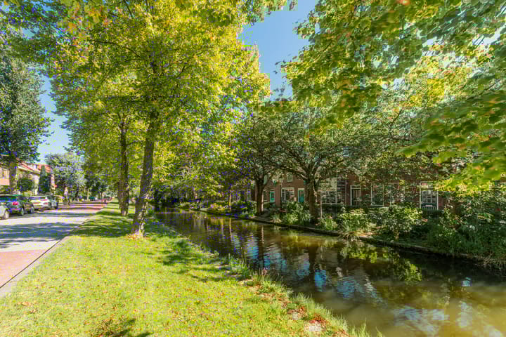 Foto 69 van Burgemeester le Coultrestraat 1