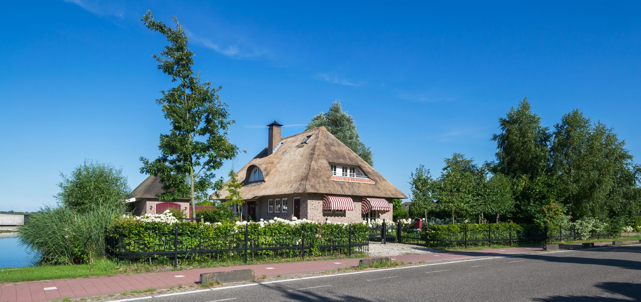 Foto 6 van Den Ilp 137