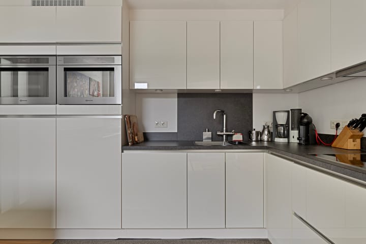 Photo 17 of Joos Banckertstraat 2