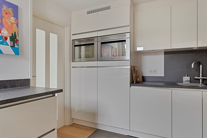 Photo 18 of Joos Banckertstraat 2