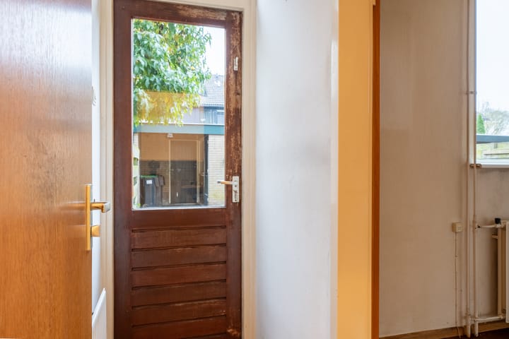 Foto 15 van Meerkoetstraat 48