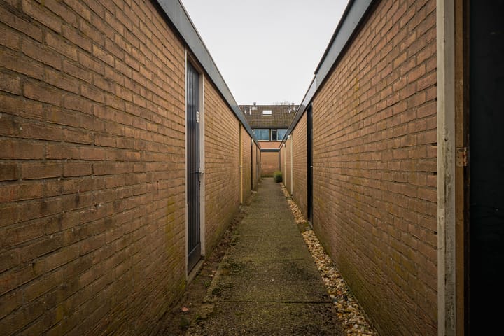 Foto 41 van Meerkoetstraat 48