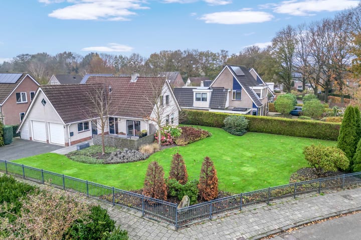 Foto 2 van Ballastweg 48-A