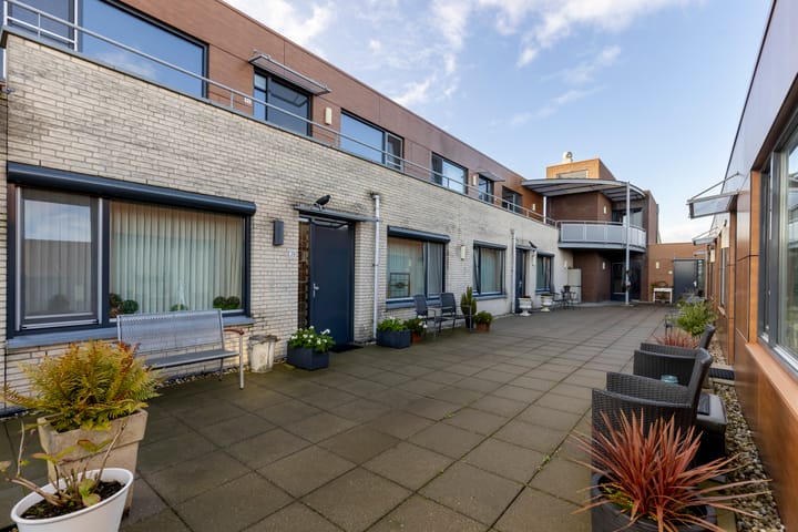 Foto 21 van Van Goghstraat 39