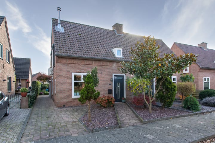 Foto 2 van Pastoor van Sonsbeeckstr 33