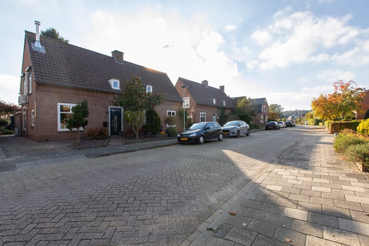 Foto 3 van Pastoor van Sonsbeeckstr 33