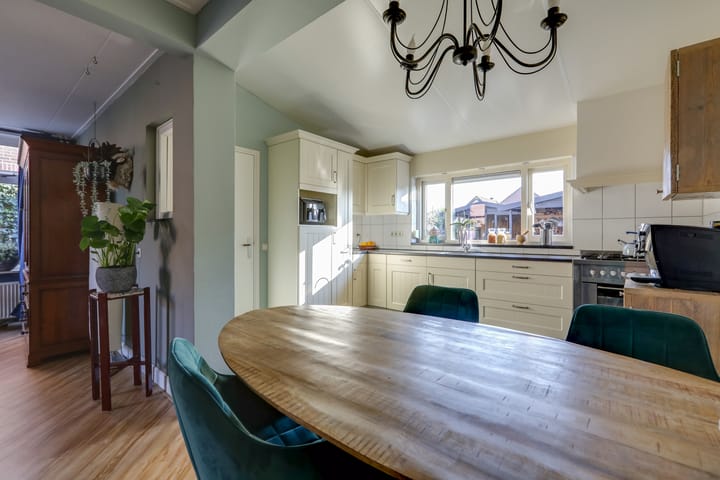 Foto 15 van Pastoor van Sonsbeeckstr 33