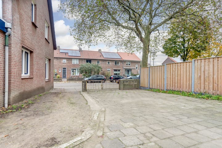 Foto 9 van Floraweg 35