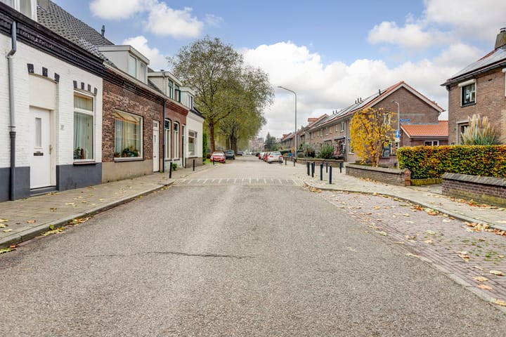 Foto 43 van Floraweg 35