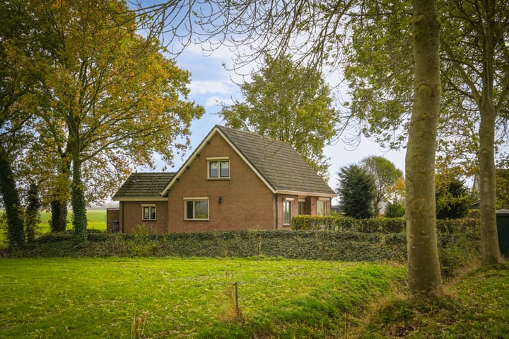 Photo 2 of Broeksestraat 80