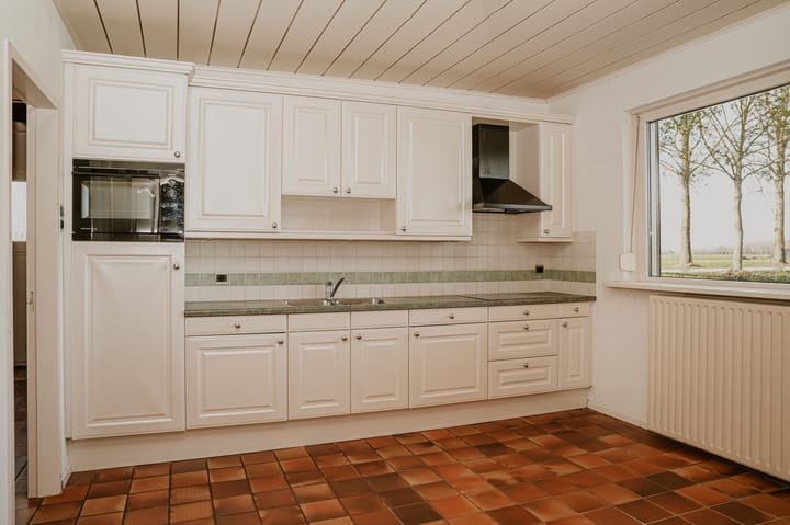 Photo 7 of Broeksestraat 80