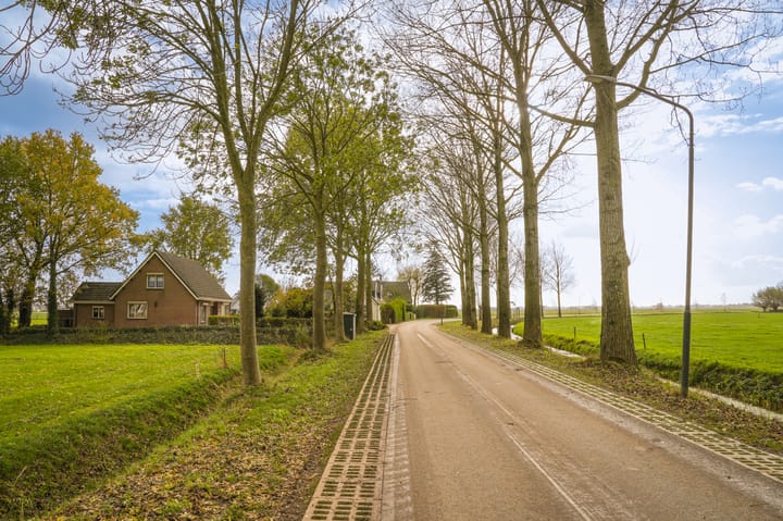 Photo 31 of Broeksestraat 80