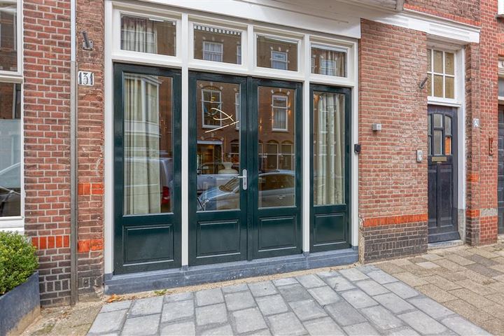 Bekijk foto 4 van Van Loostraat 131