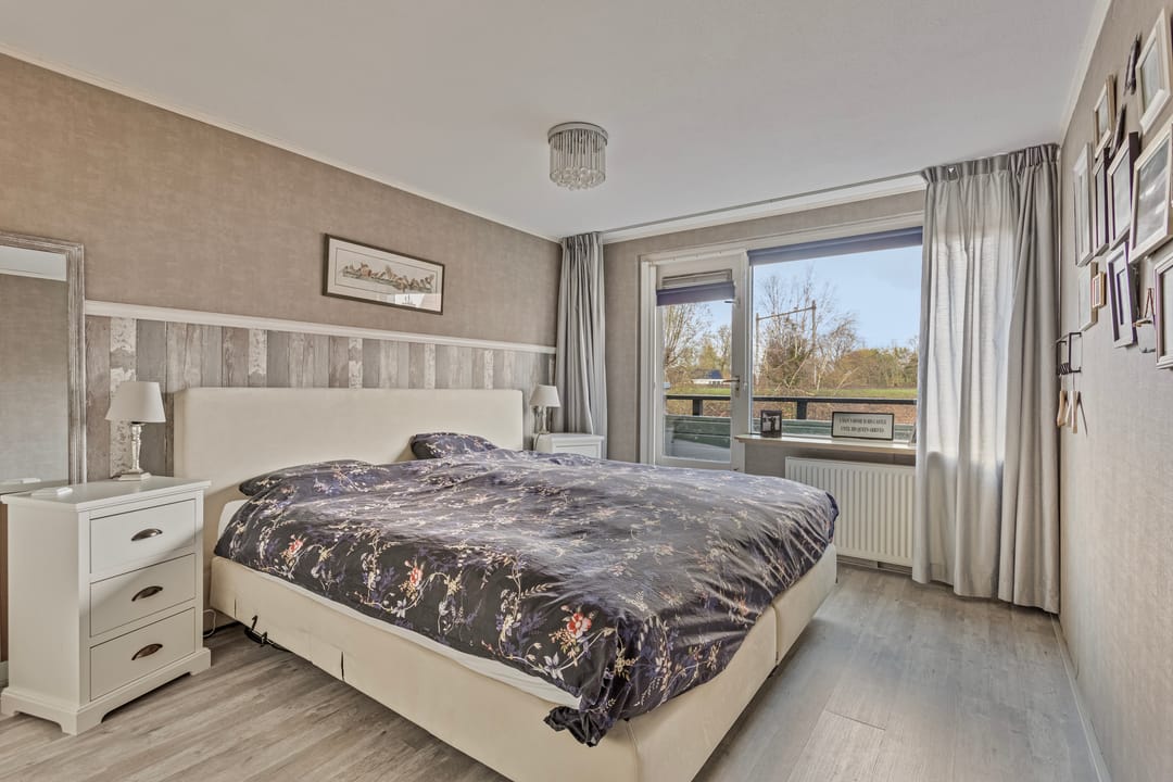 Foto 17 van Muurvaren 77