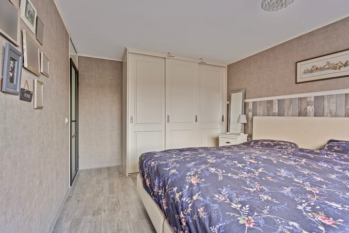 Foto 18 van Muurvaren 77