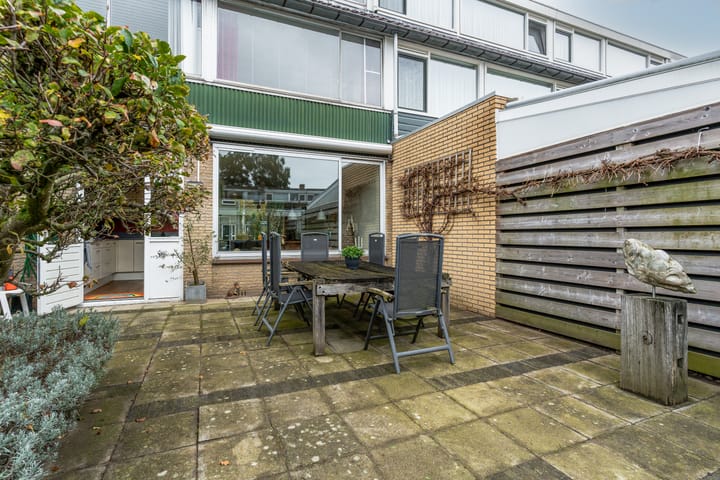 Foto 24 van Burgemeester Van der Heidelaan 14