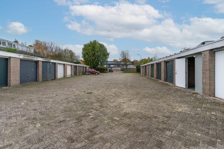 Foto 26 van Burgemeester Van der Heidelaan 14