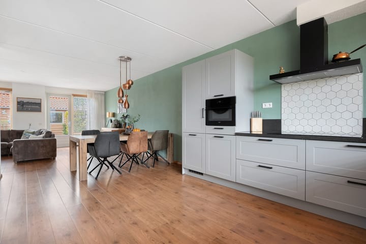 Foto 15 van Jan Tooropstraat 33