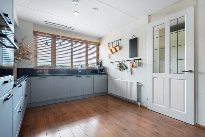 Foto 20 van Jan Tooropstraat 33