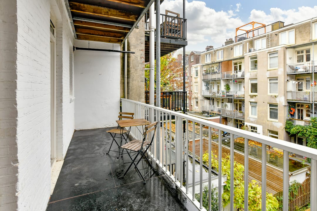 Photo 16 of Brederodestraat 107-2