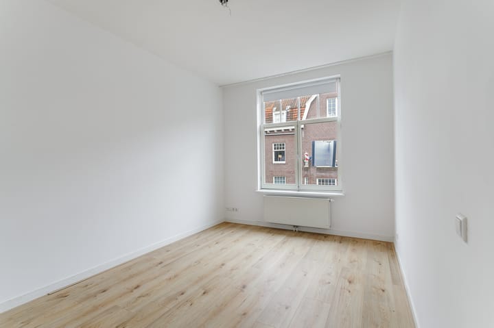 Foto 17 van Zocherstraat 11-3