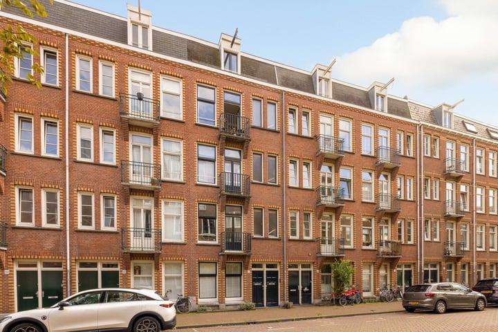 Bekijk foto 25 van Van Beuningenstraat 207-3