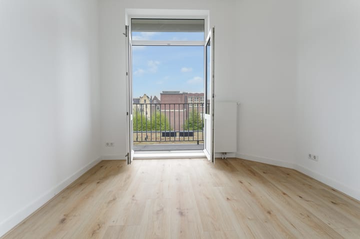 Foto 23 van Zocherstraat 11-3