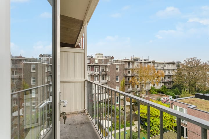 Foto 26 van Zocherstraat 11-3