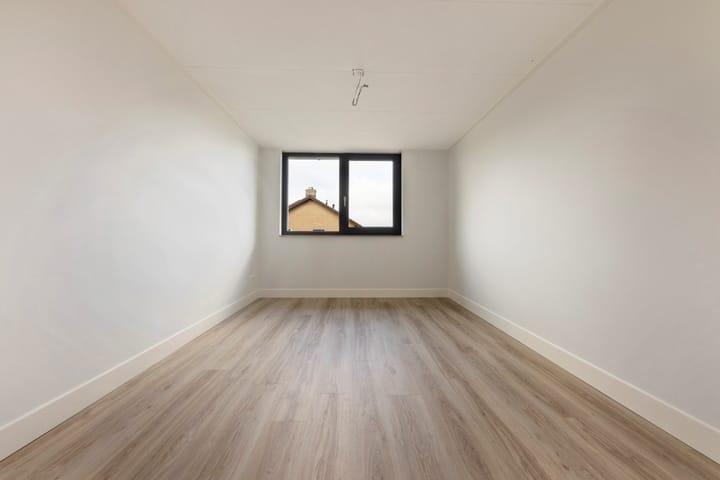 Foto 27 van Schoolstraat 14