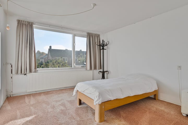 Foto 16 van Julianalaan 101