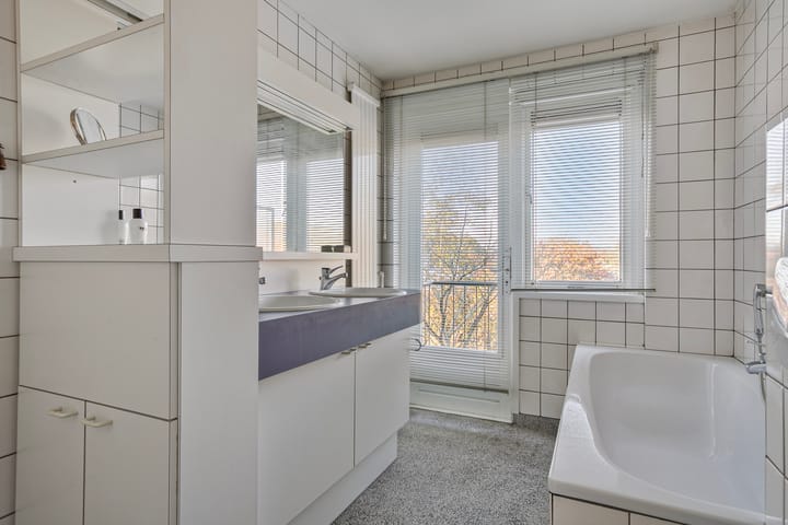 Foto 19 van Julianalaan 101