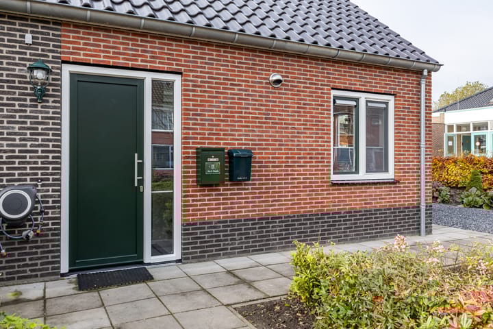 Foto 6 van Julianastraat 11