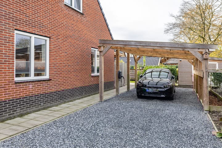 Foto 7 van Julianastraat 11