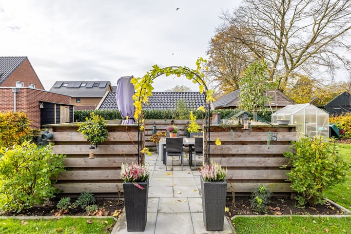 Foto 13 van Julianastraat 11