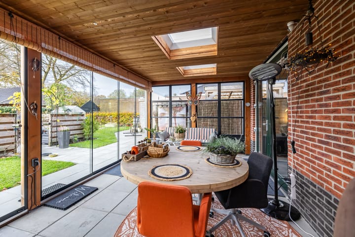 Foto 20 van Julianastraat 11