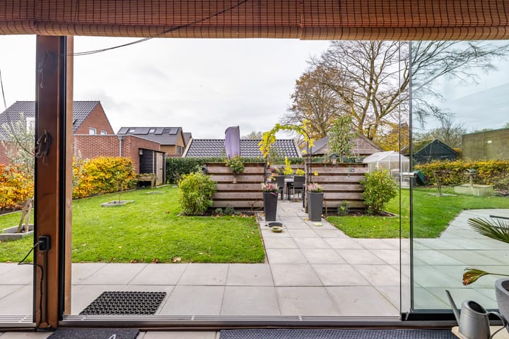 Foto 28 van Julianastraat 11