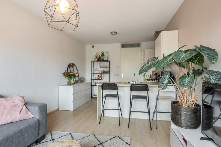 Foto 13 van Mgr. Bosstraat 7-E